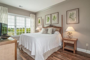 Bright and Airy 3 Bedroom Villa Marsh Views